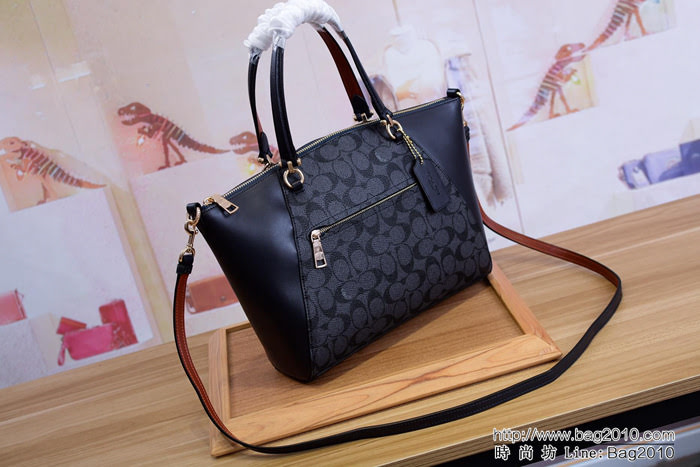 COACH蔻馳 原單新款 經典款 C紋手提包 單肩包 斜挎包 餃子包女包 F36675  Chz1478